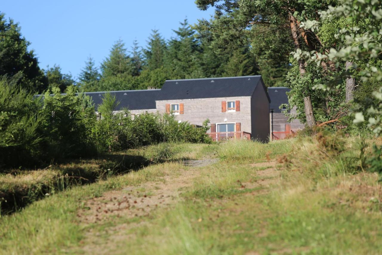 Villa Les Chalets du Gua Des Brasses à La Salvetat-sur-Agout Extérieur photo